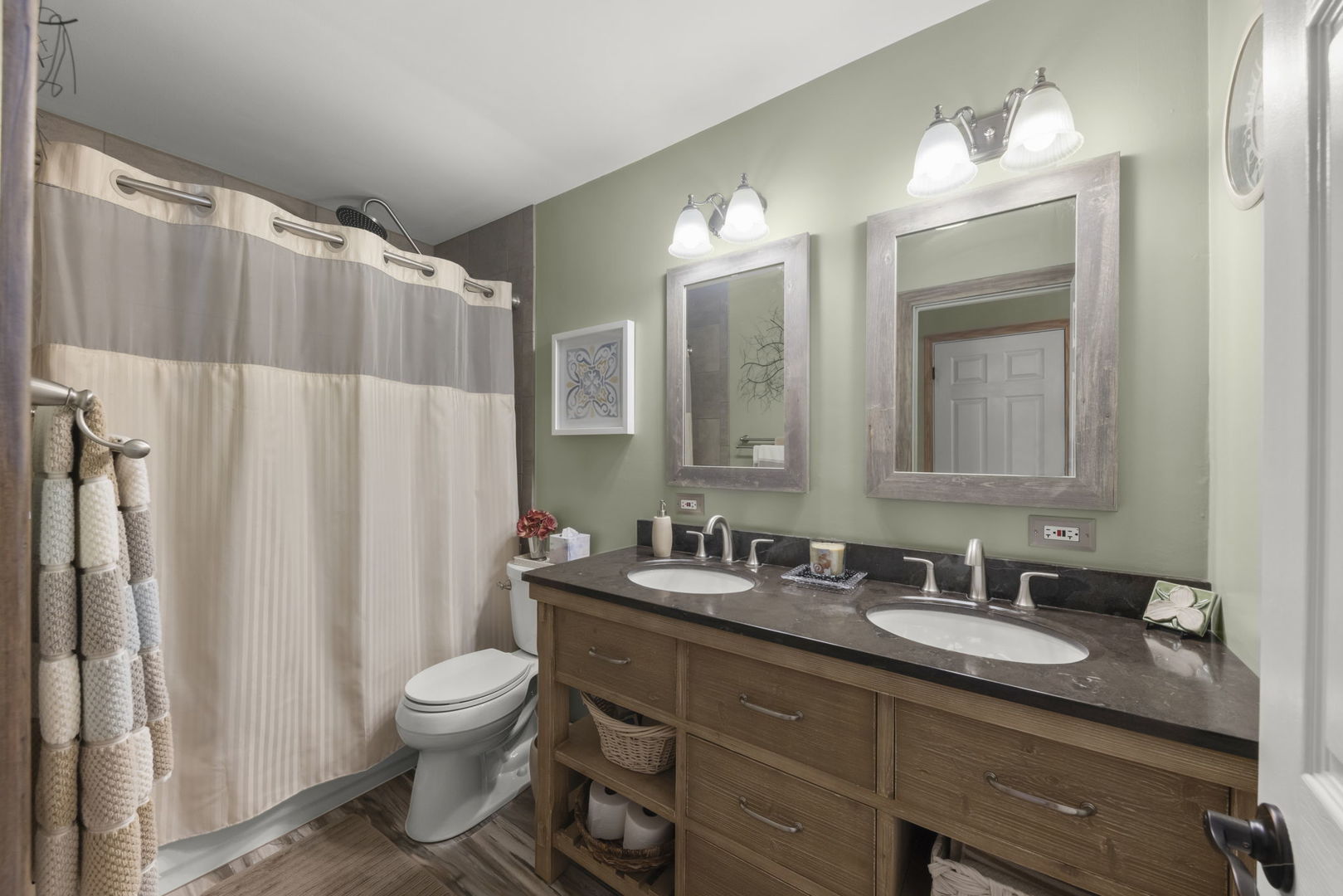 755 Surryse Road, Lake Zurich, IL 60047