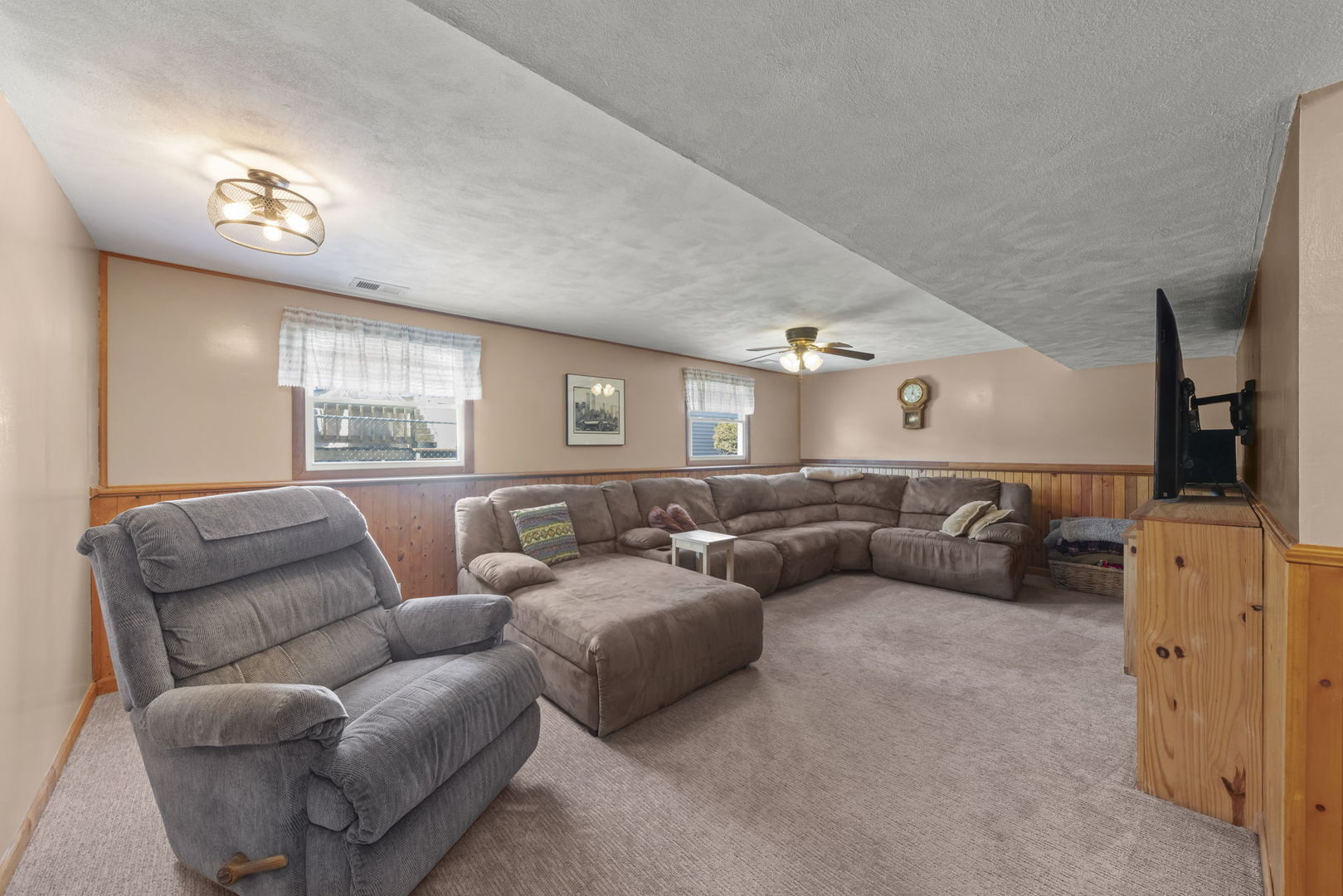 755 Surryse Road, Lake Zurich, IL 60047