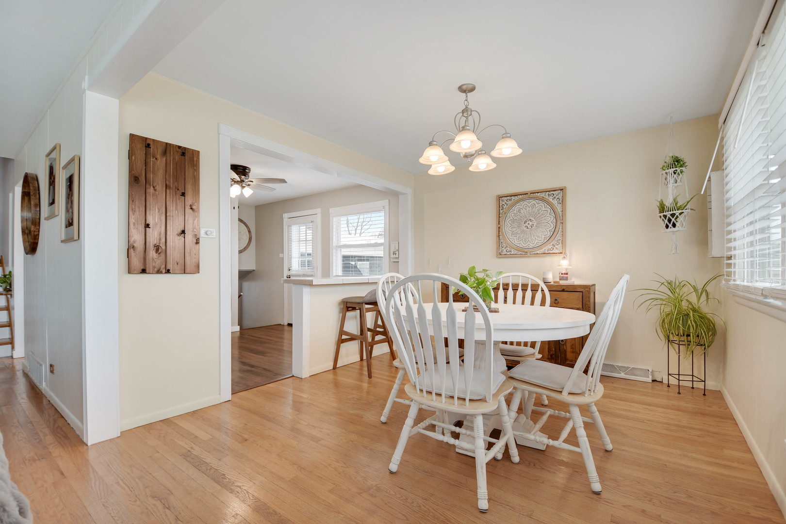 333 Homewood Court, Chicago Heights, IL 60411