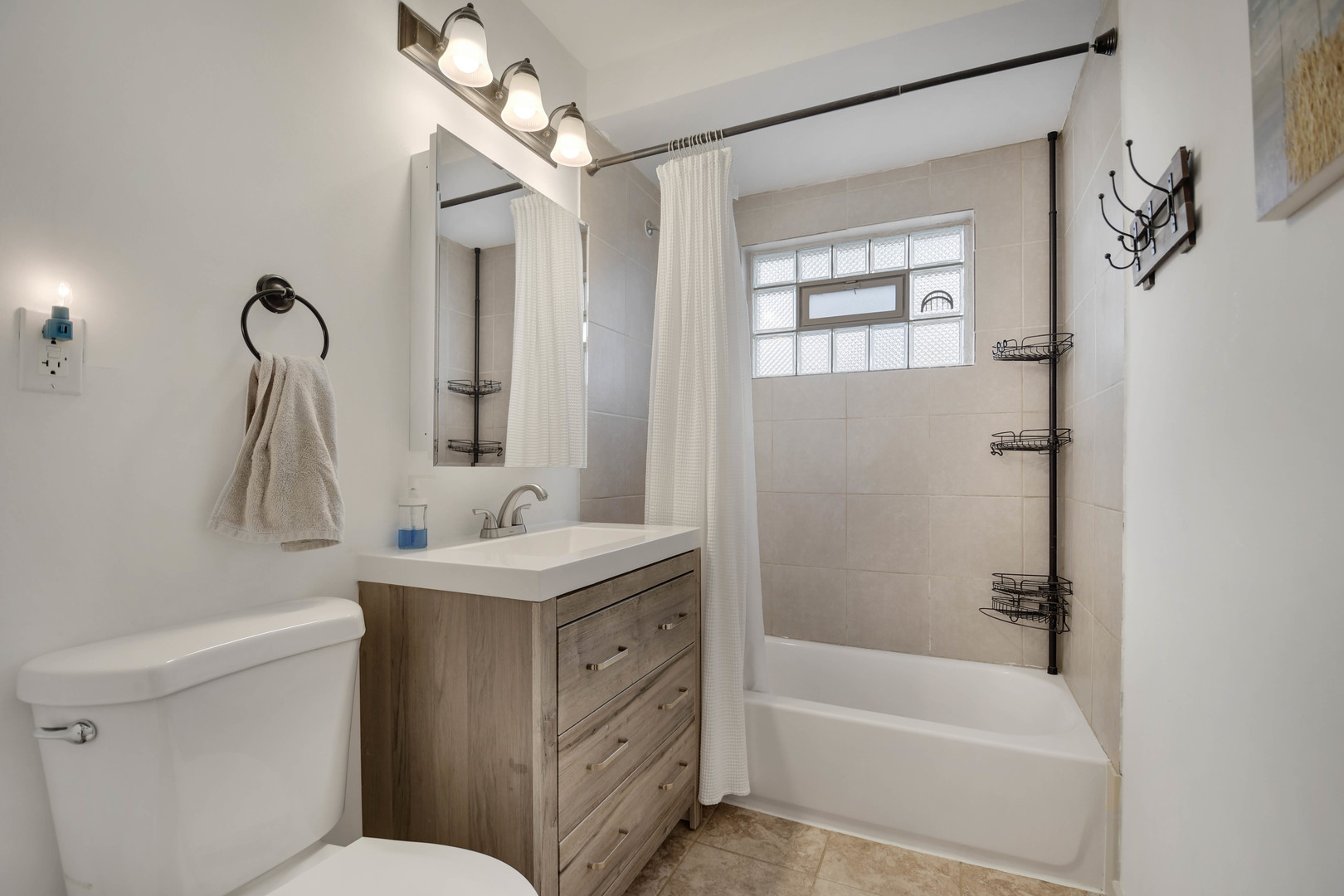 333 Homewood Court, Chicago Heights, IL 60411