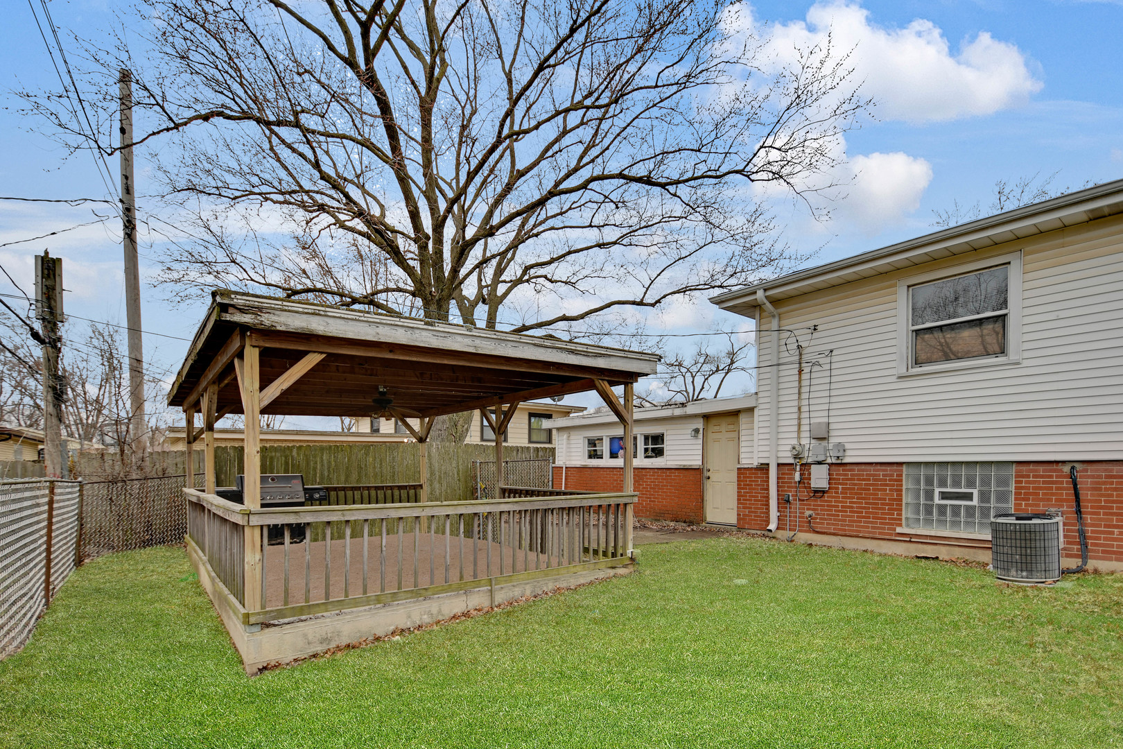 333 Homewood Court, Chicago Heights, IL 60411