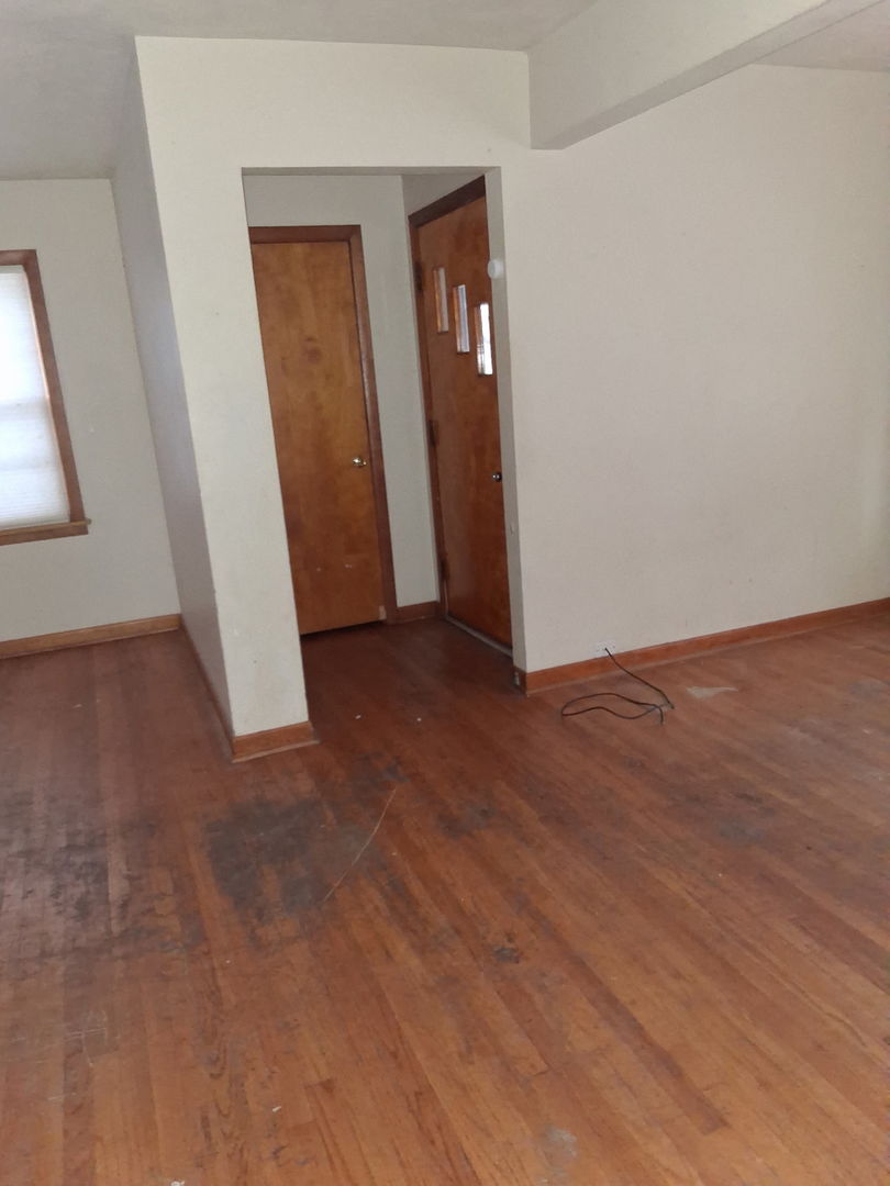 213 S Summit Street, Wheaton, IL 60187