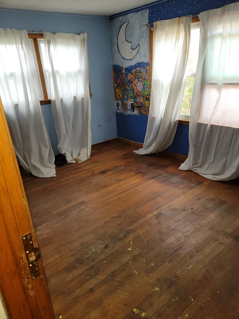 213 S Summit Street, Wheaton, IL 60187