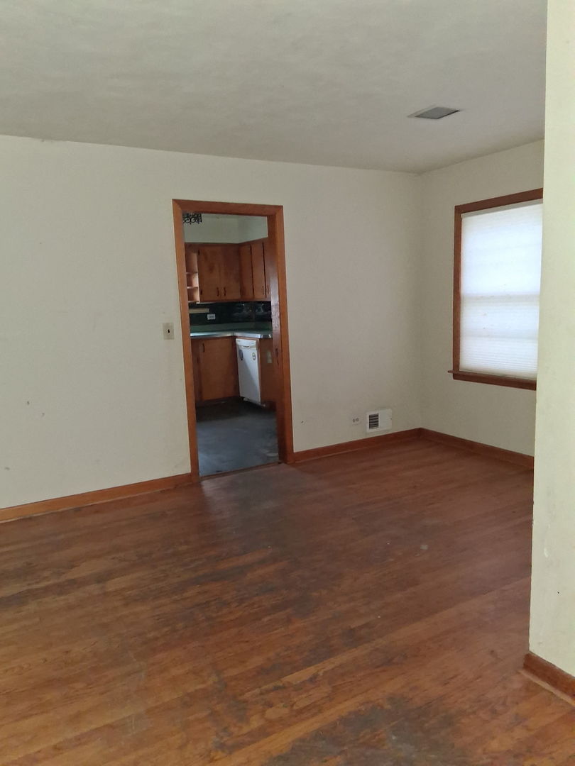 213 S Summit Street, Wheaton, IL 60187