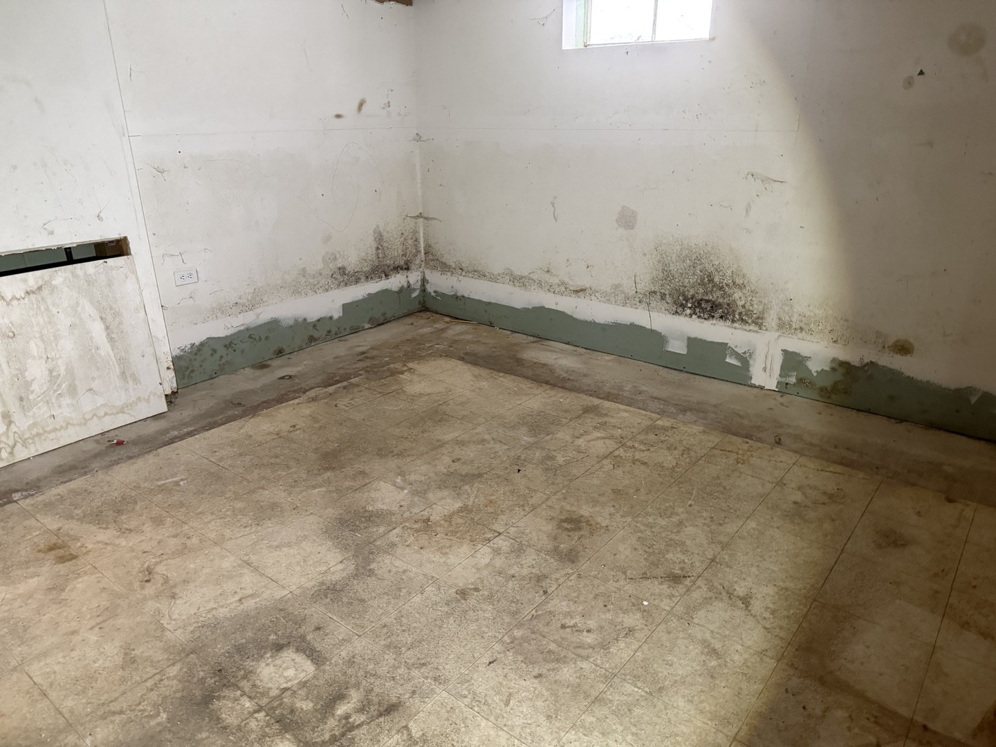 213 S Summit Street, Wheaton, IL 60187