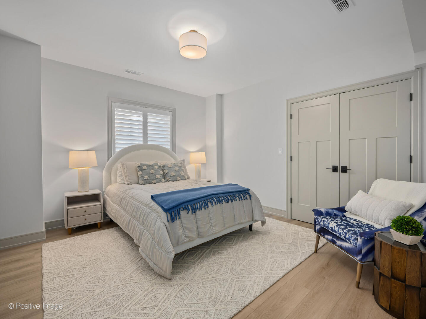 476 W Vallette Street, Elmhurst, IL 60126