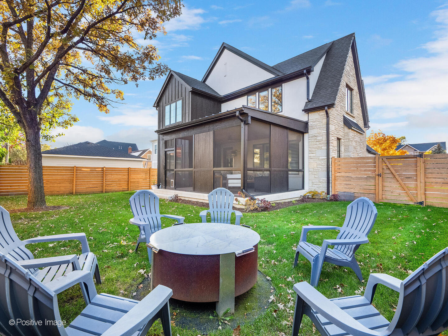 476 W Vallette Street, Elmhurst, IL 60126