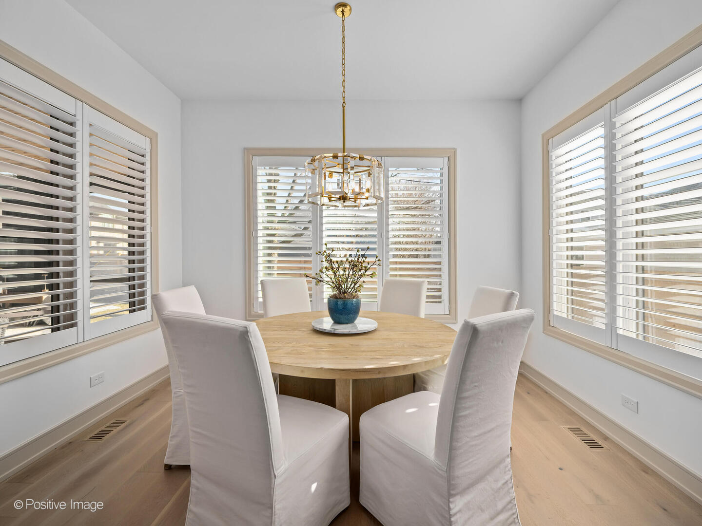 476 W Vallette Street, Elmhurst, IL 60126