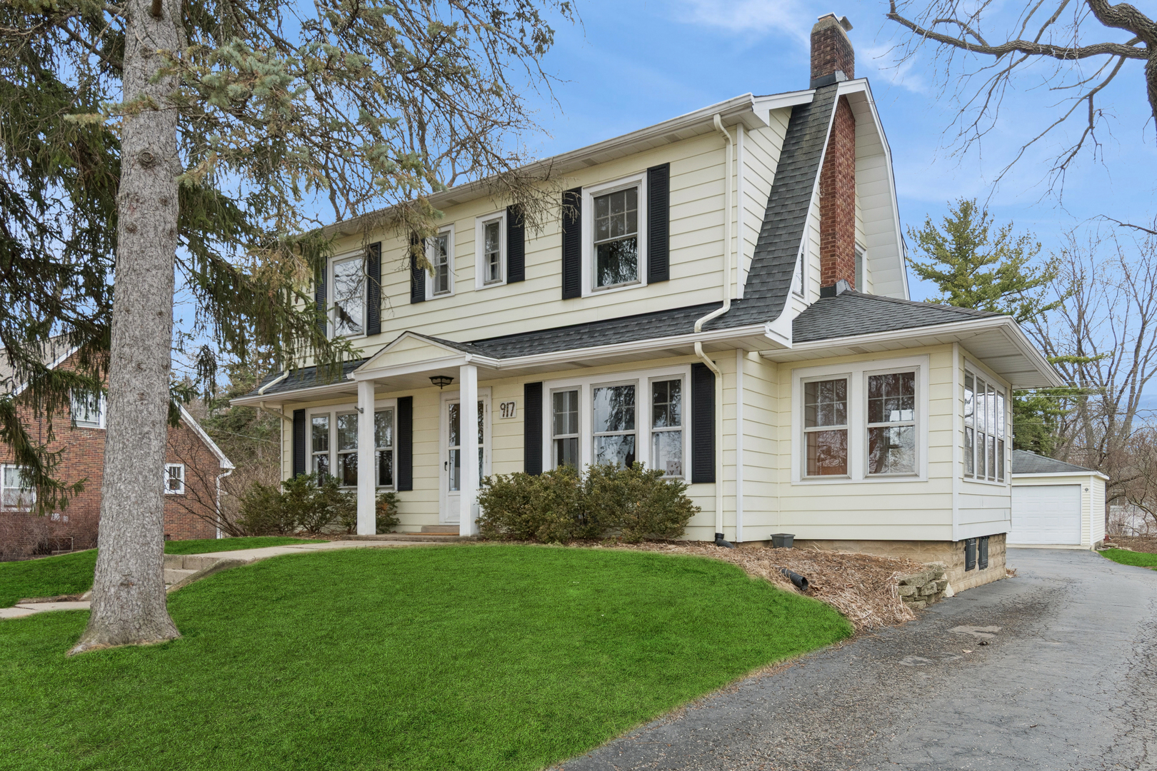 917 Division Street, Lisle, IL 60532