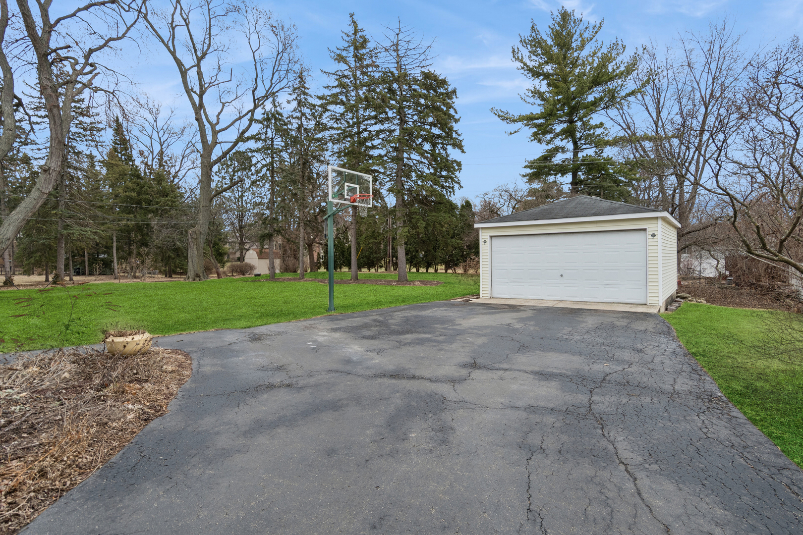 917 Division Street, Lisle, IL 60532