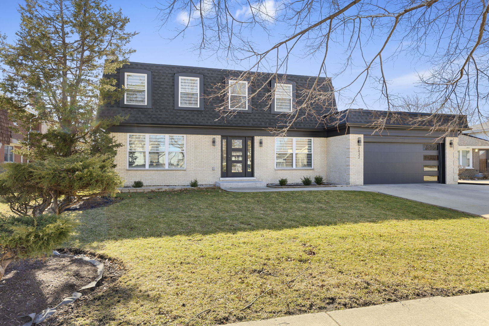 Arlington Heights, IL 60005