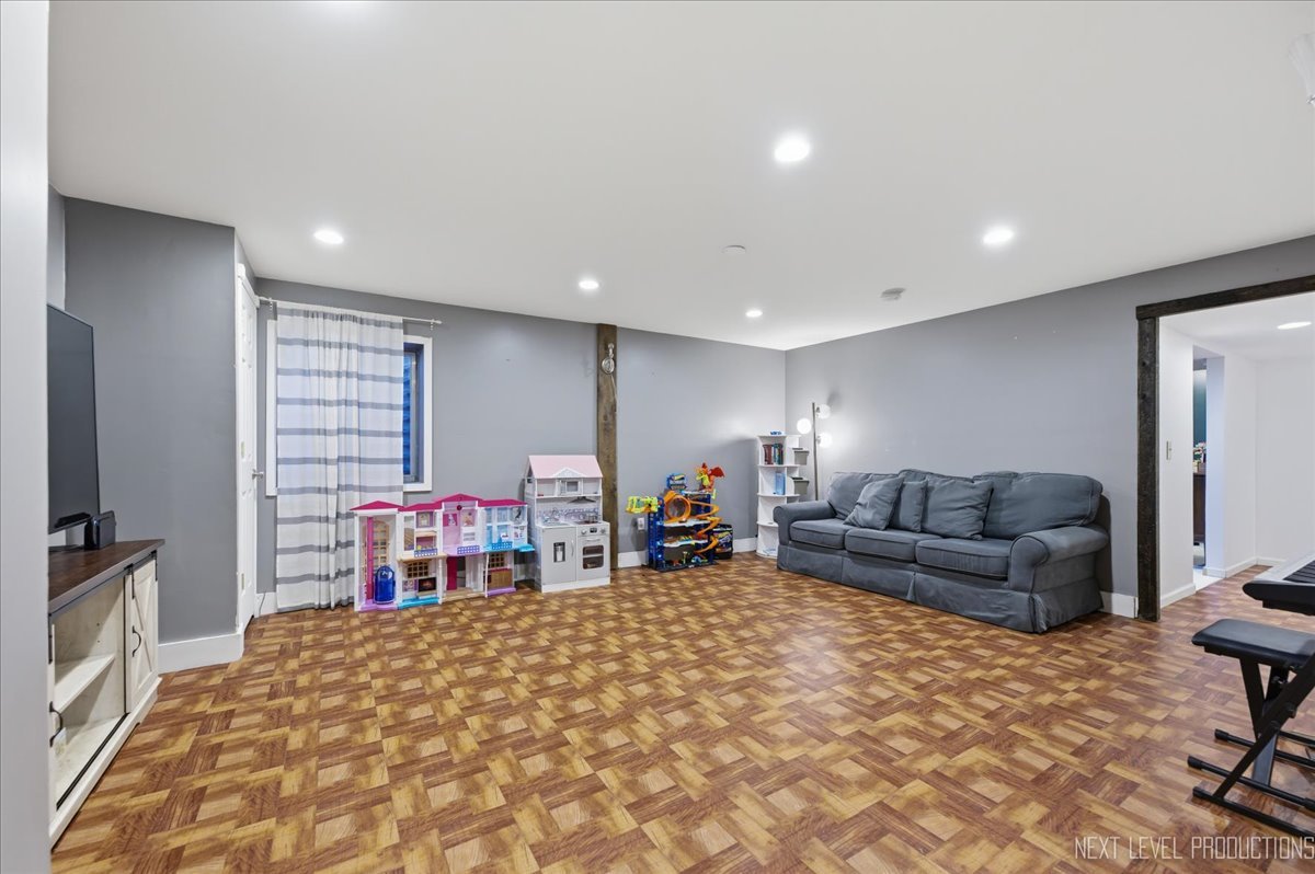 1155 Corrigan Street, Elburn, IL 60119