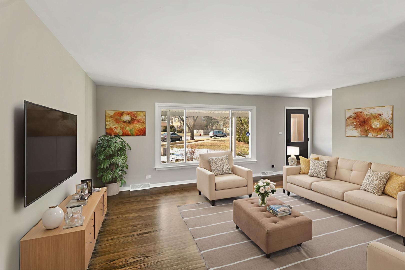 1339 Heather Road, Homewood, IL 60430