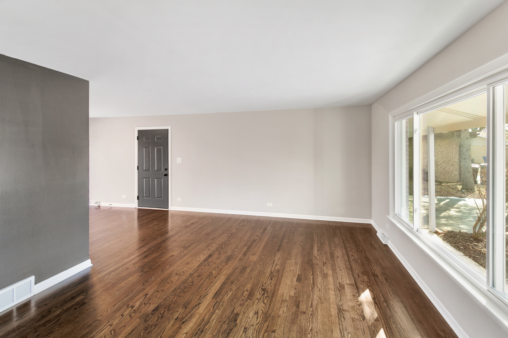 1339 Heather Road, Homewood, IL 60430