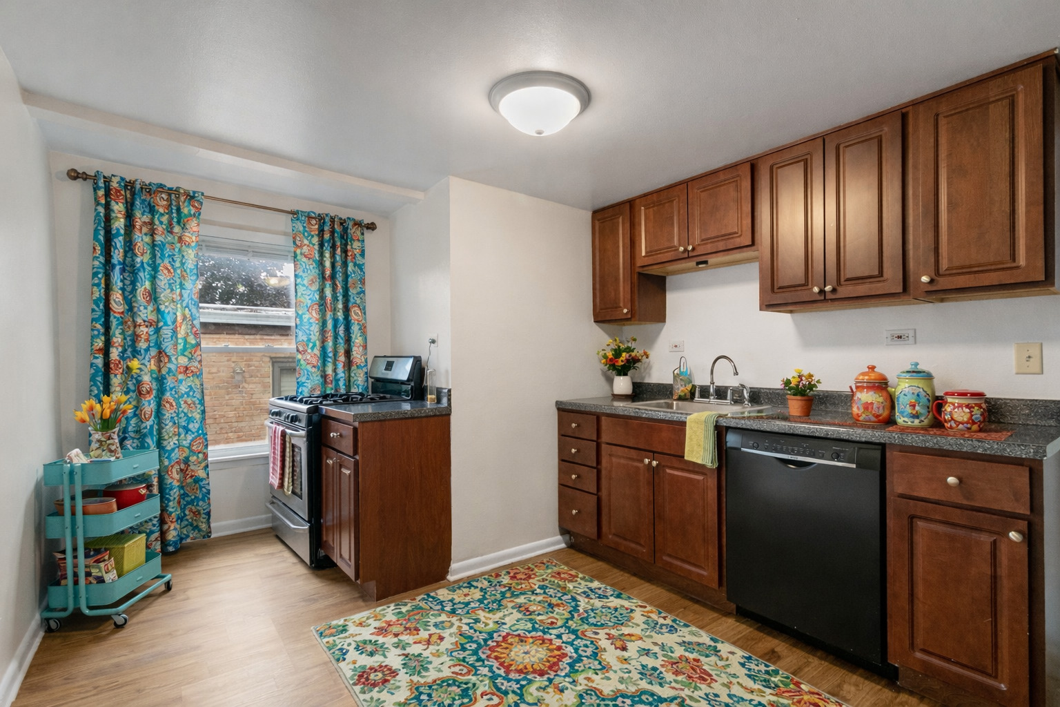 1342 Circle Avenue #2, Forest Park, IL 60130