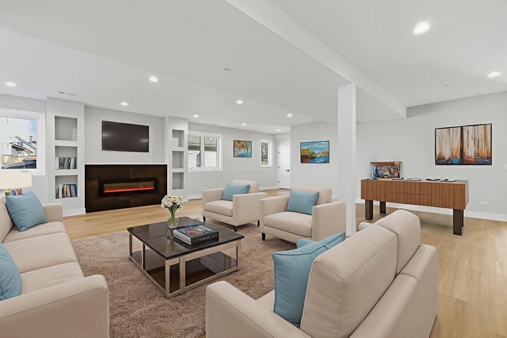 9327 Pleasant Avenue, Tinley Park, IL 60487