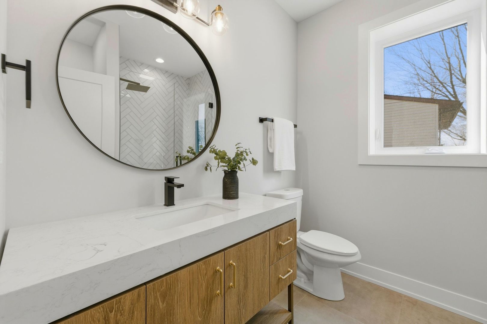 9327 Pleasant Avenue, Tinley Park, IL 60487