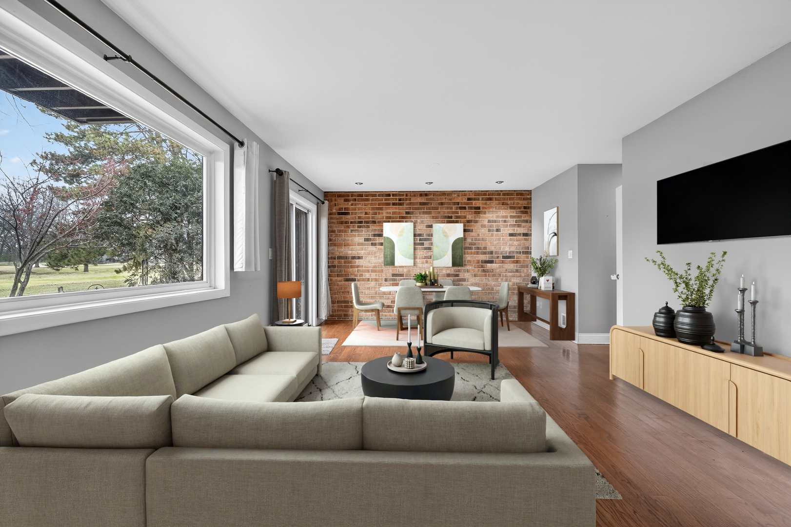 1414 N Bridgeport Drive, Mount Prospect, IL 60056