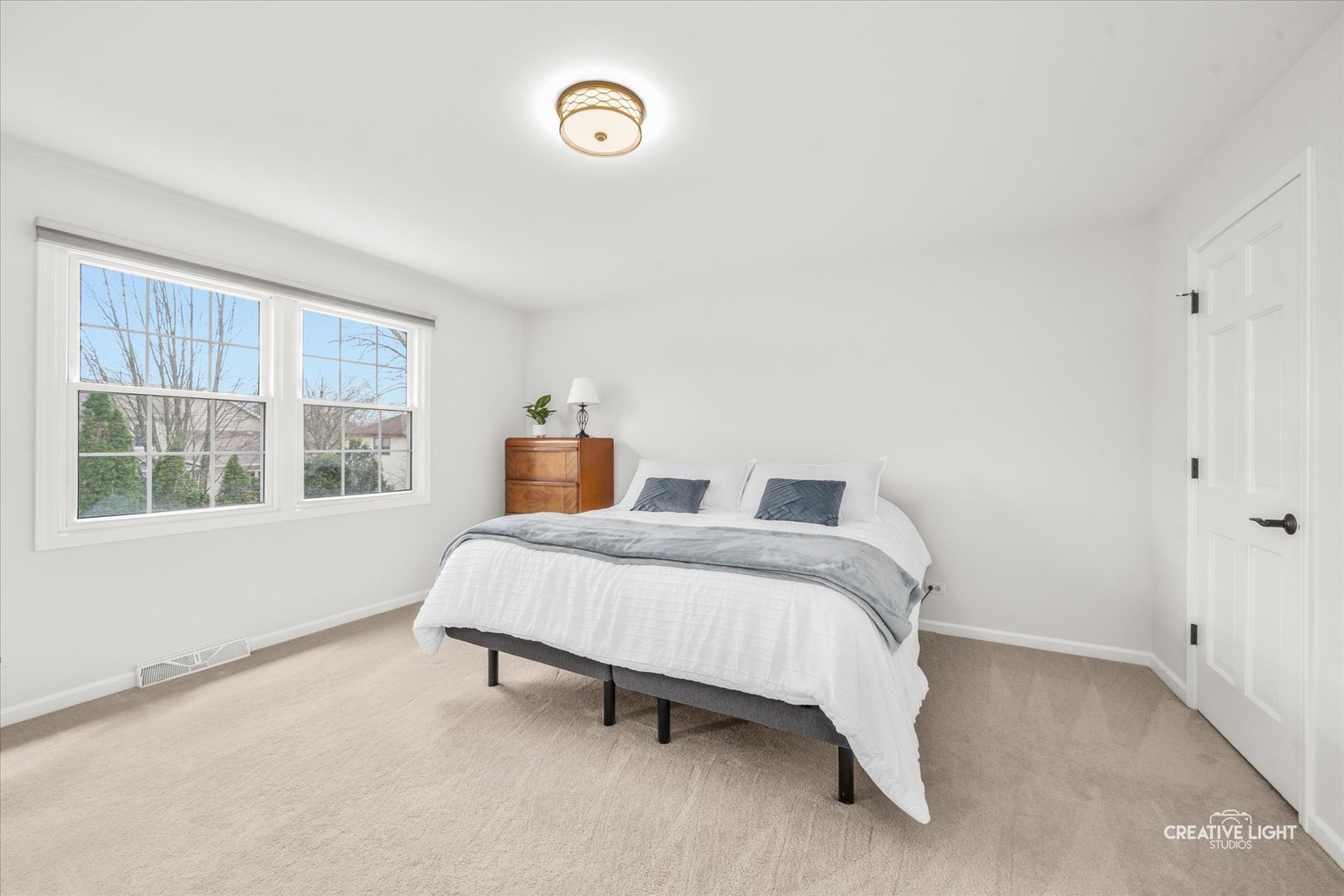 906 Sumter Court, Naperville, IL 60540