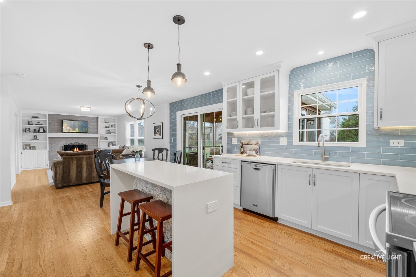 906 Sumter Court, Naperville, IL 60540