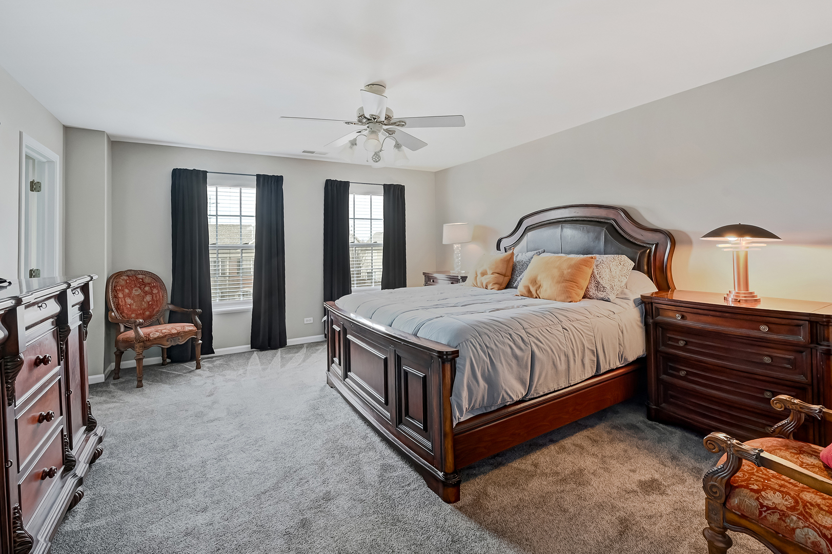 123 Willow Boulevard, Willow Springs, IL 60480