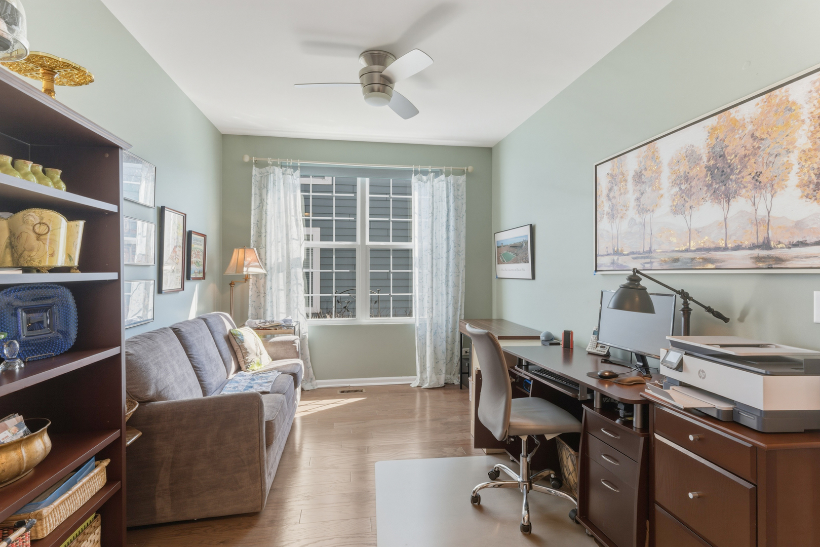 44 Pacific Avenue, Hawthorn Woods, IL 60047