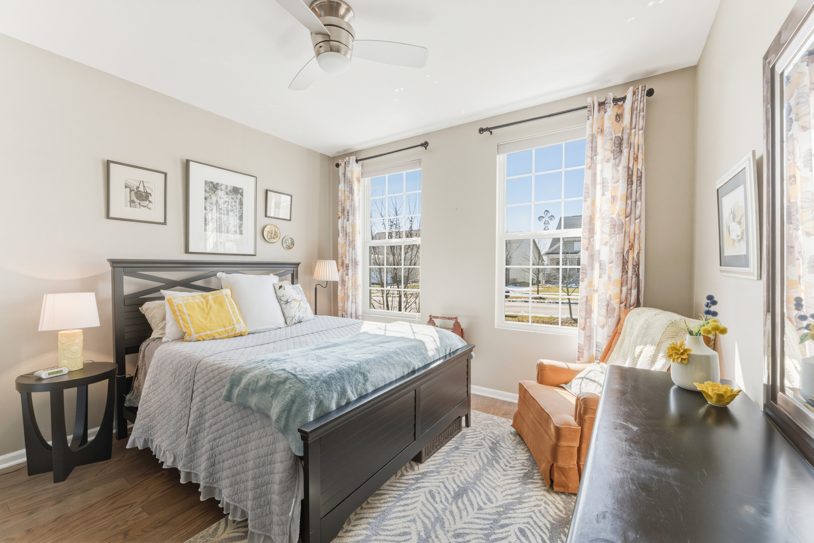 44 Pacific Avenue, Hawthorn Woods, IL 60047