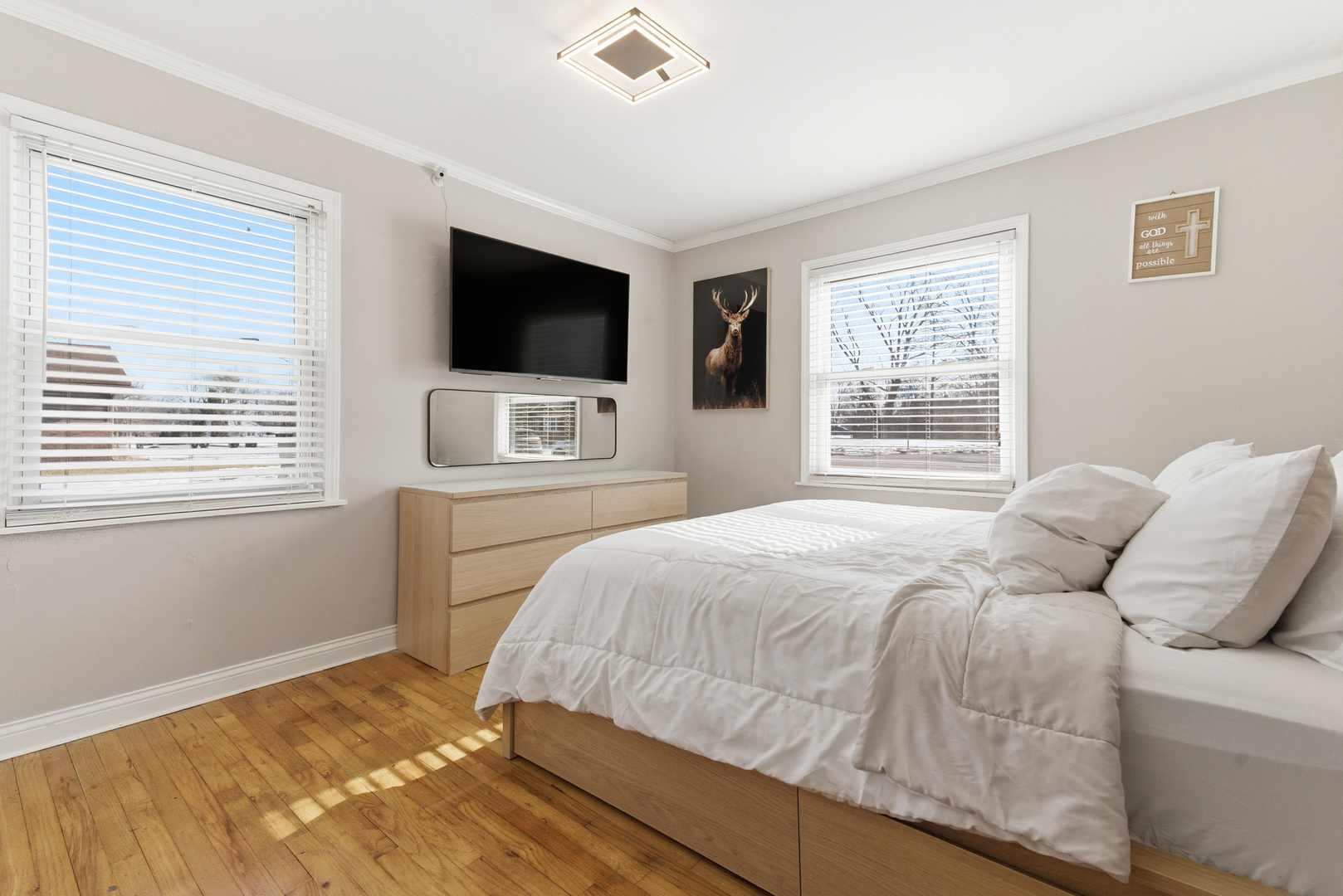 204 Woodlawn Drive, Mundelein, IL 60060