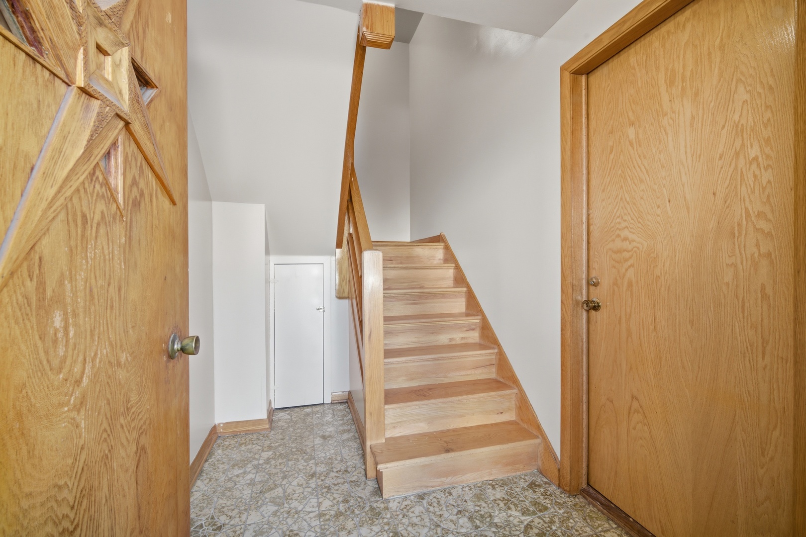 8645 W Summerdale Avenue #2, Chicago, IL 60656