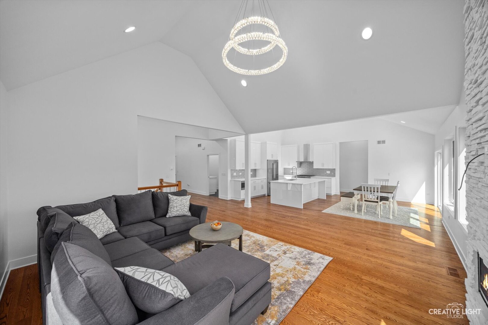 7625 Dunham Road, Woodridge, IL 60517