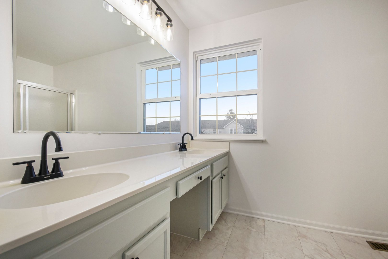 18295 Kirby Drive, Tinley Park, IL 60487