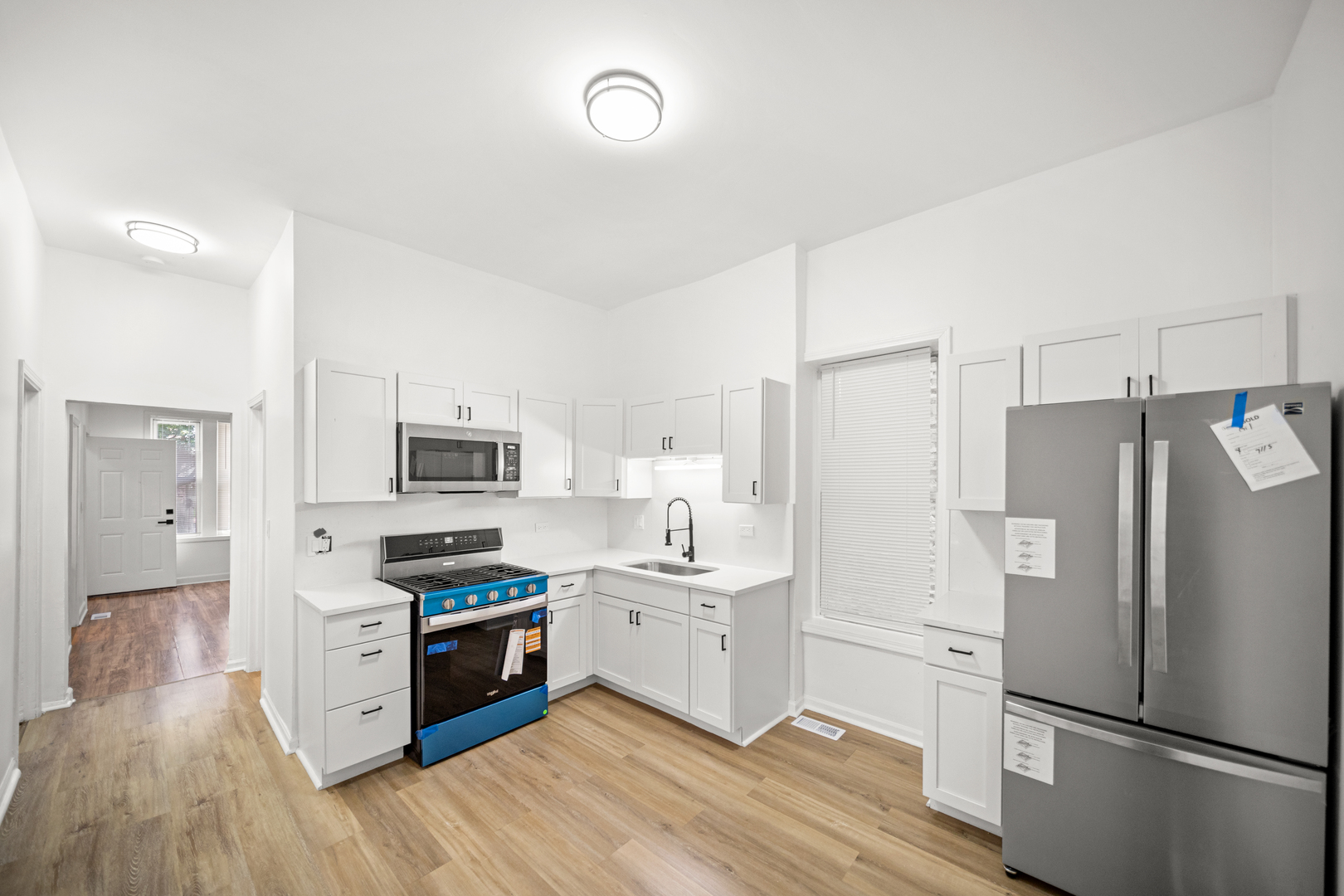 6810 S WABASH Avenue, Chicago, IL 60637