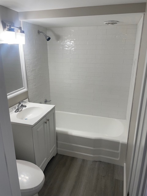 18006 Wentworth Avenue #2, Lansing, IL 60438