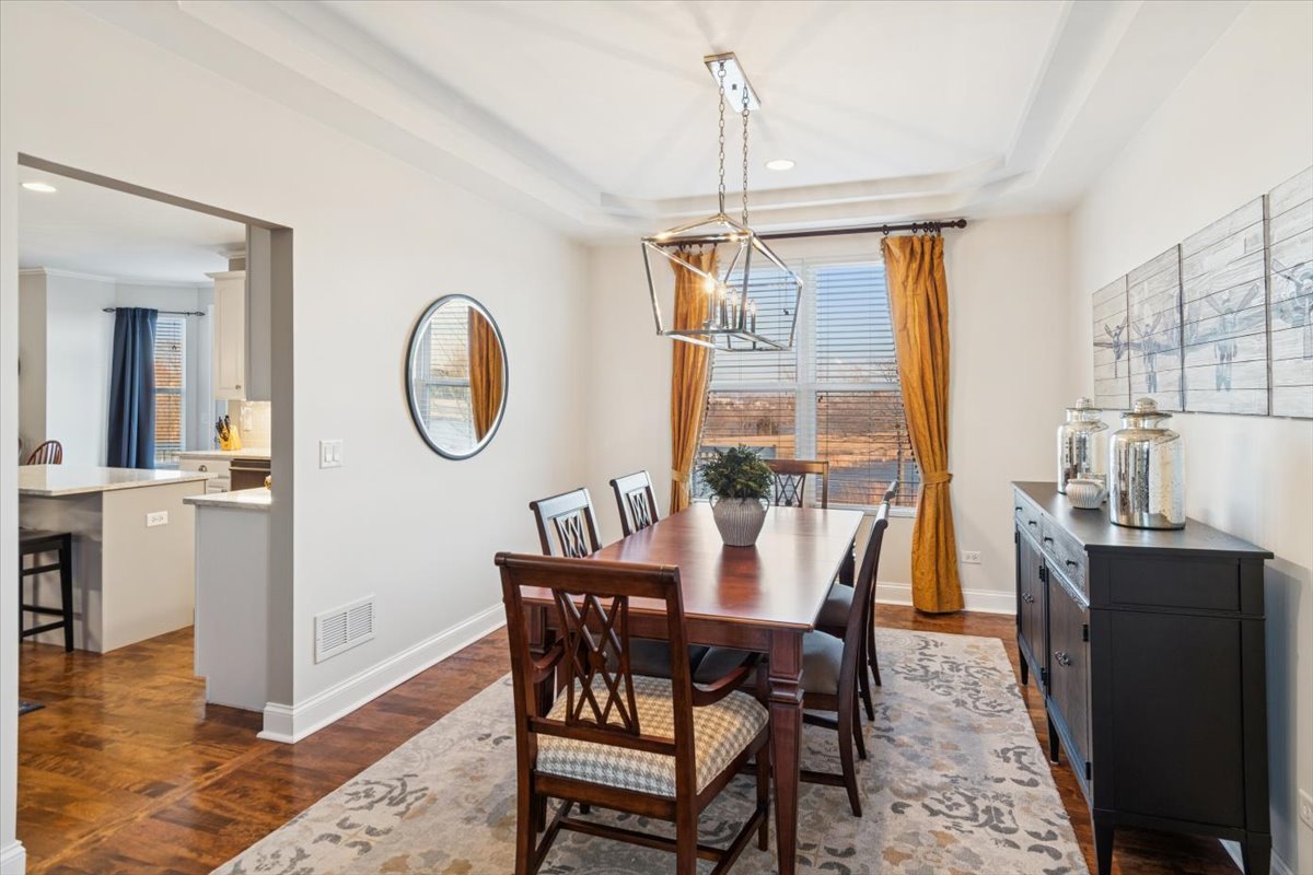 11823 Wolf Creek Lane, Plainfield, IL 60585