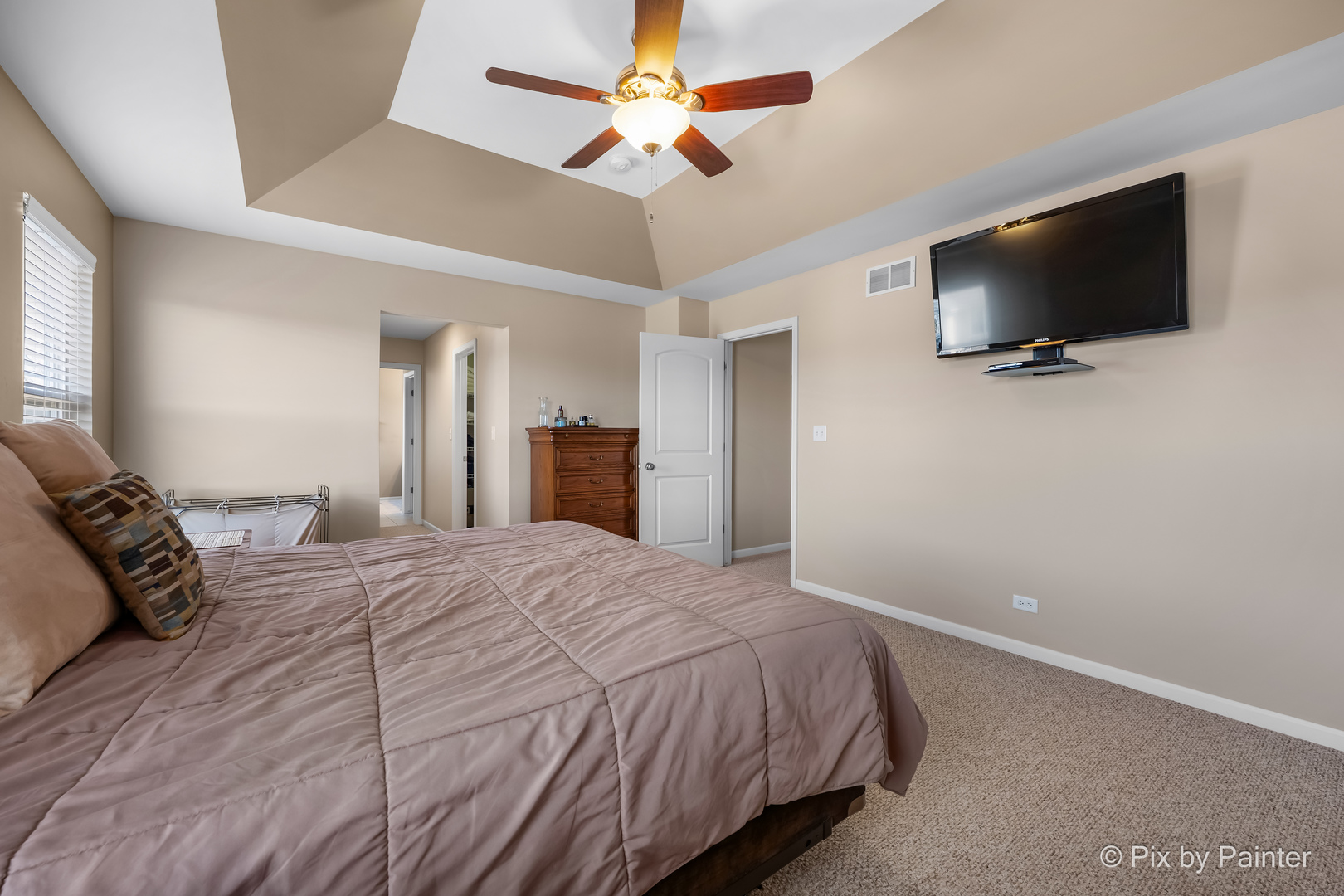 748 Cashmere Lane, Elgin, IL 60124