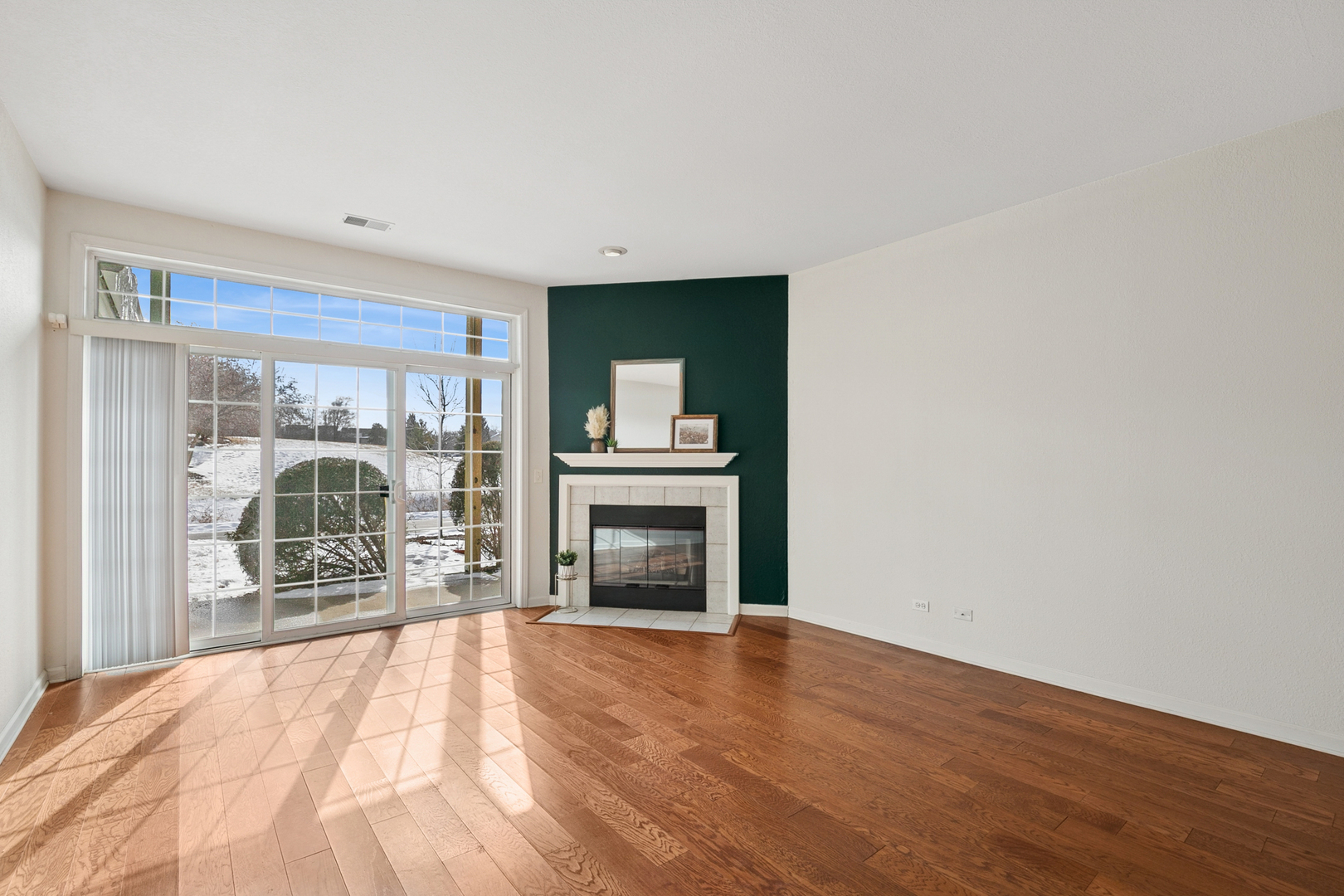 8226 Cinnamon Lane #H-4-D, Fox Lake, IL 60020