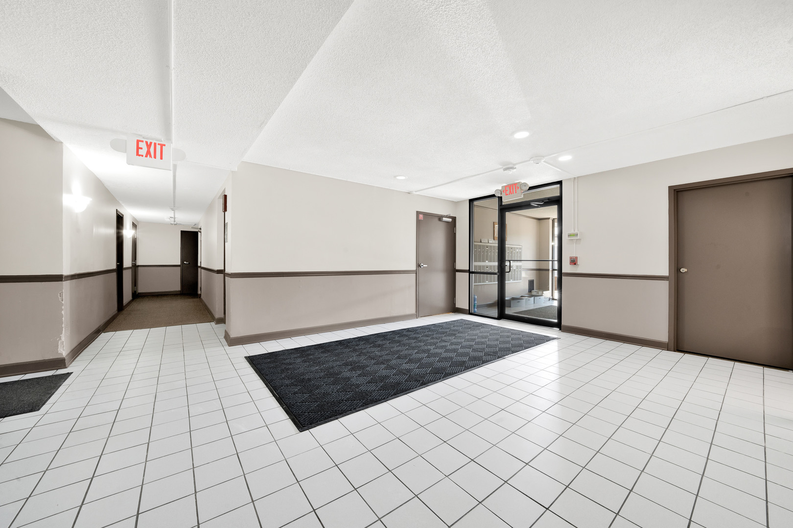 2300 Beau Monde Terrace #309, Lisle, IL 60532