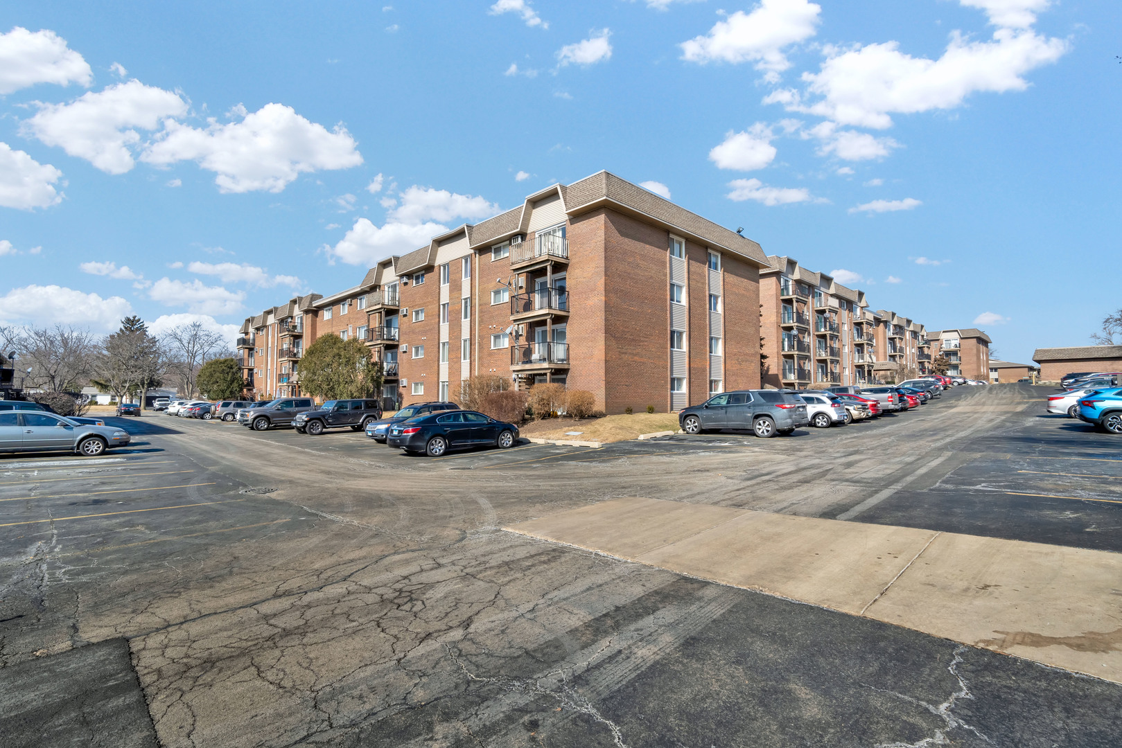 2300 Beau Monde Terrace #309, Lisle, IL 60532