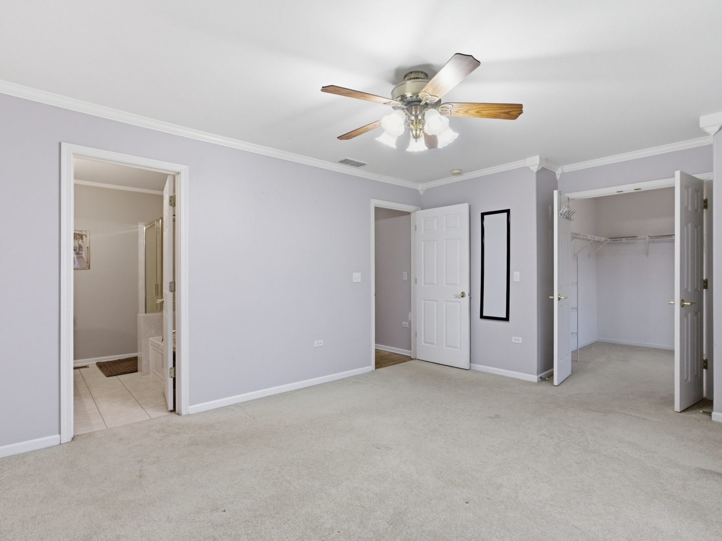 3031 SAGANASHKEE Lane, Naperville, IL 60564