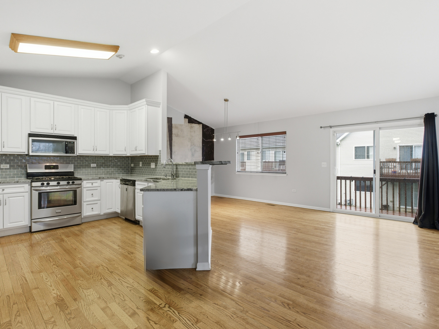 3031 SAGANASHKEE Lane, Naperville, IL 60564