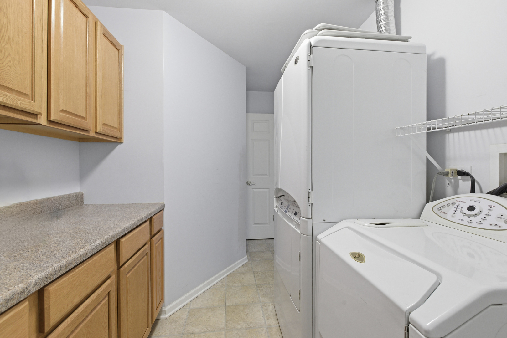 3031 SAGANASHKEE Lane, Naperville, IL 60564