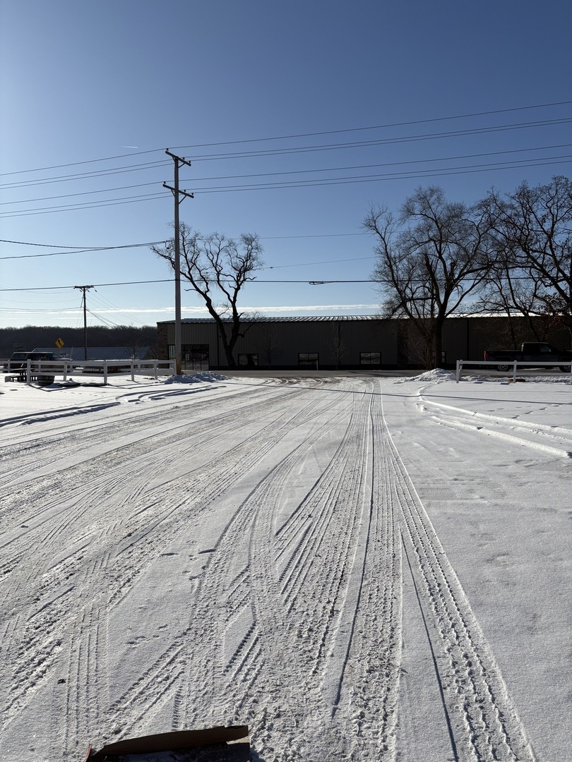 1031 IL Route 173 Highway, Antioch, IL 60002