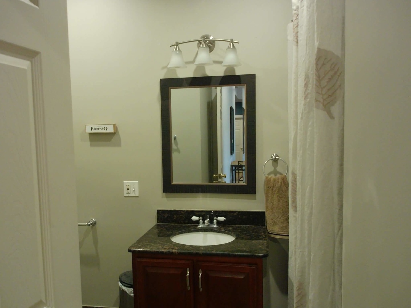 6324 S Kimbark Avenue #405, Chicago, IL 60637