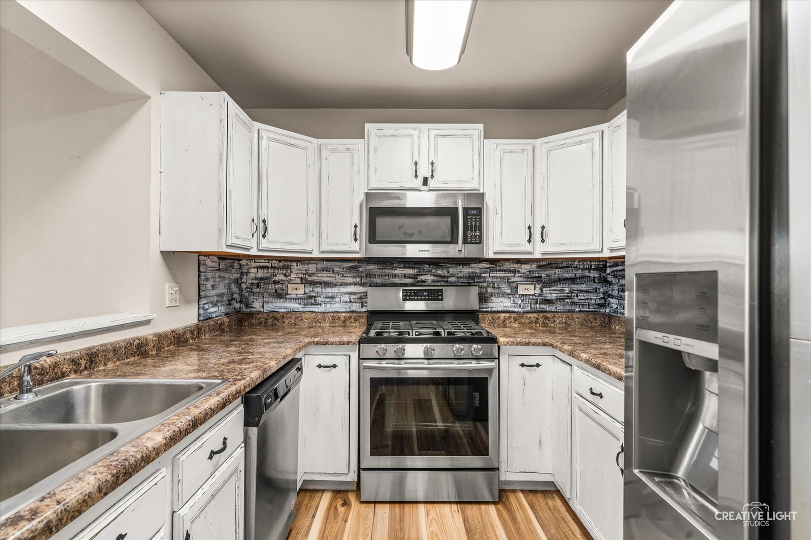 688 S ELIZABETH Street #688, Maple Park, IL 60151