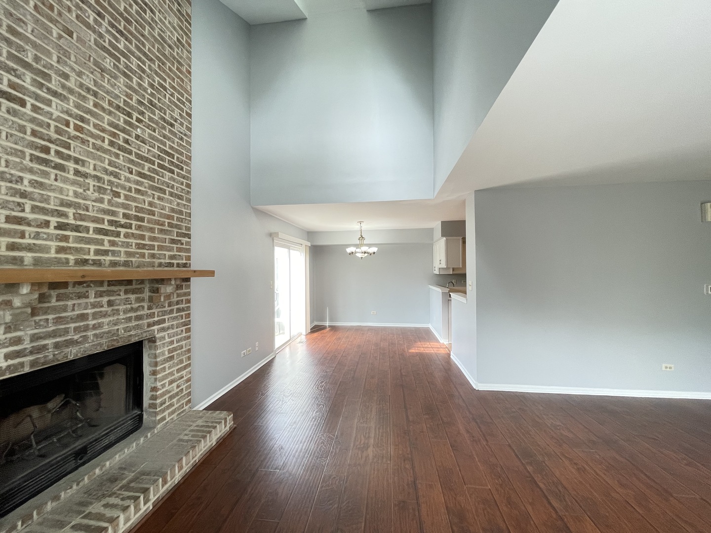 3186 ANTON Drive #3186, Aurora, IL 60504