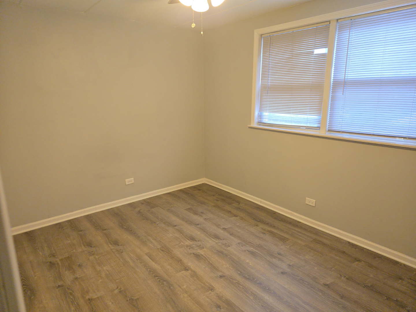 446 N Ardmore Avenue #GB, Villa Park, IL 60181