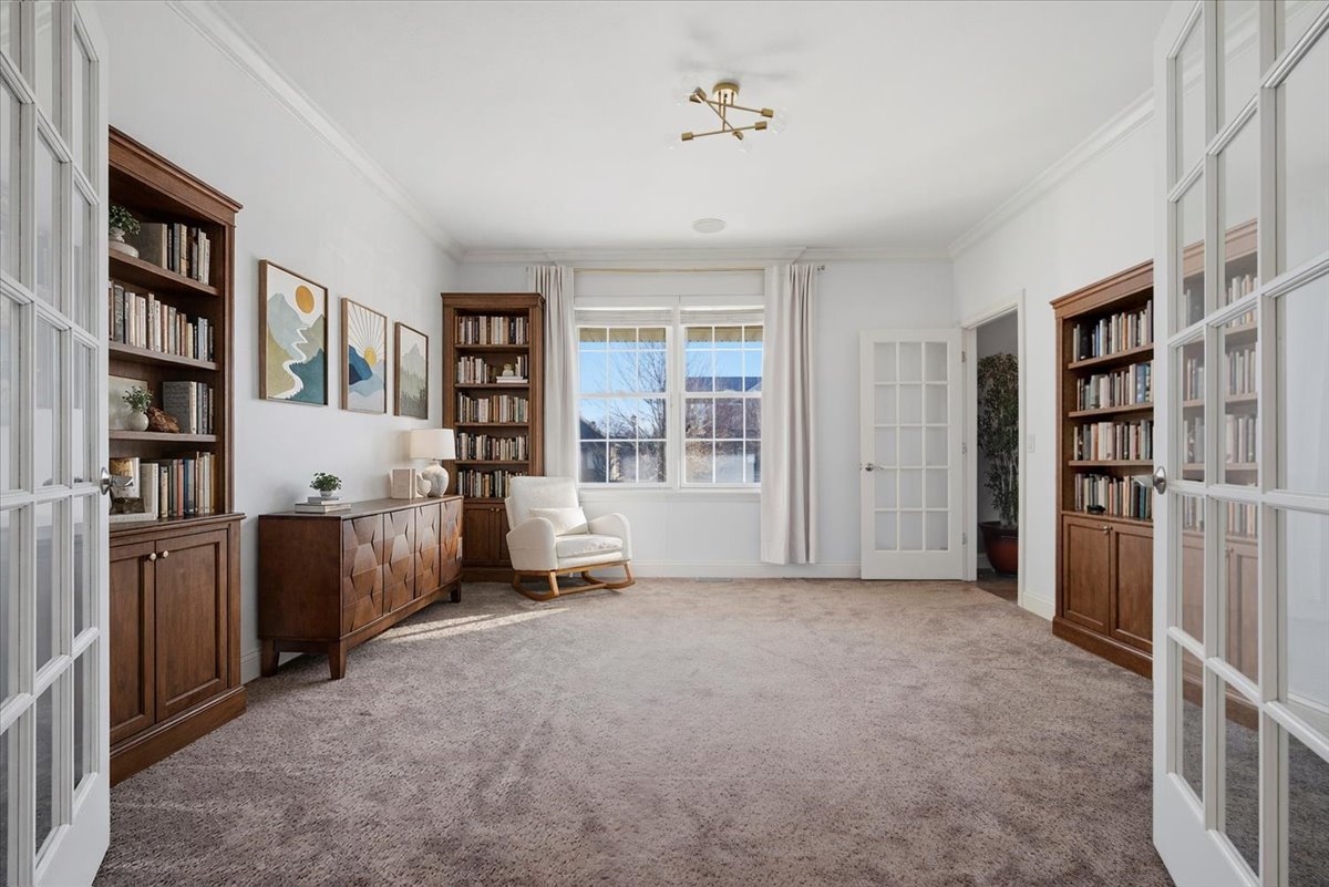 2812 Vrooman Court, Bloomington, IL 61704