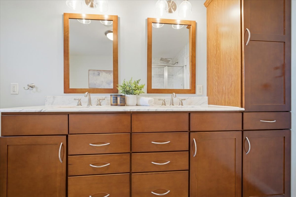 2812 Vrooman Court, Bloomington, IL 61704