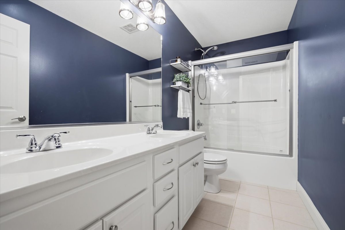 2812 Vrooman Court, Bloomington, IL 61704