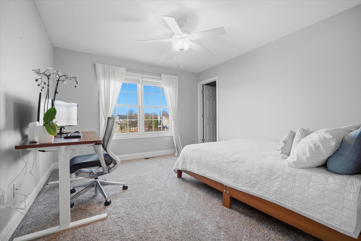 2812 Vrooman Court, Bloomington, IL 61704